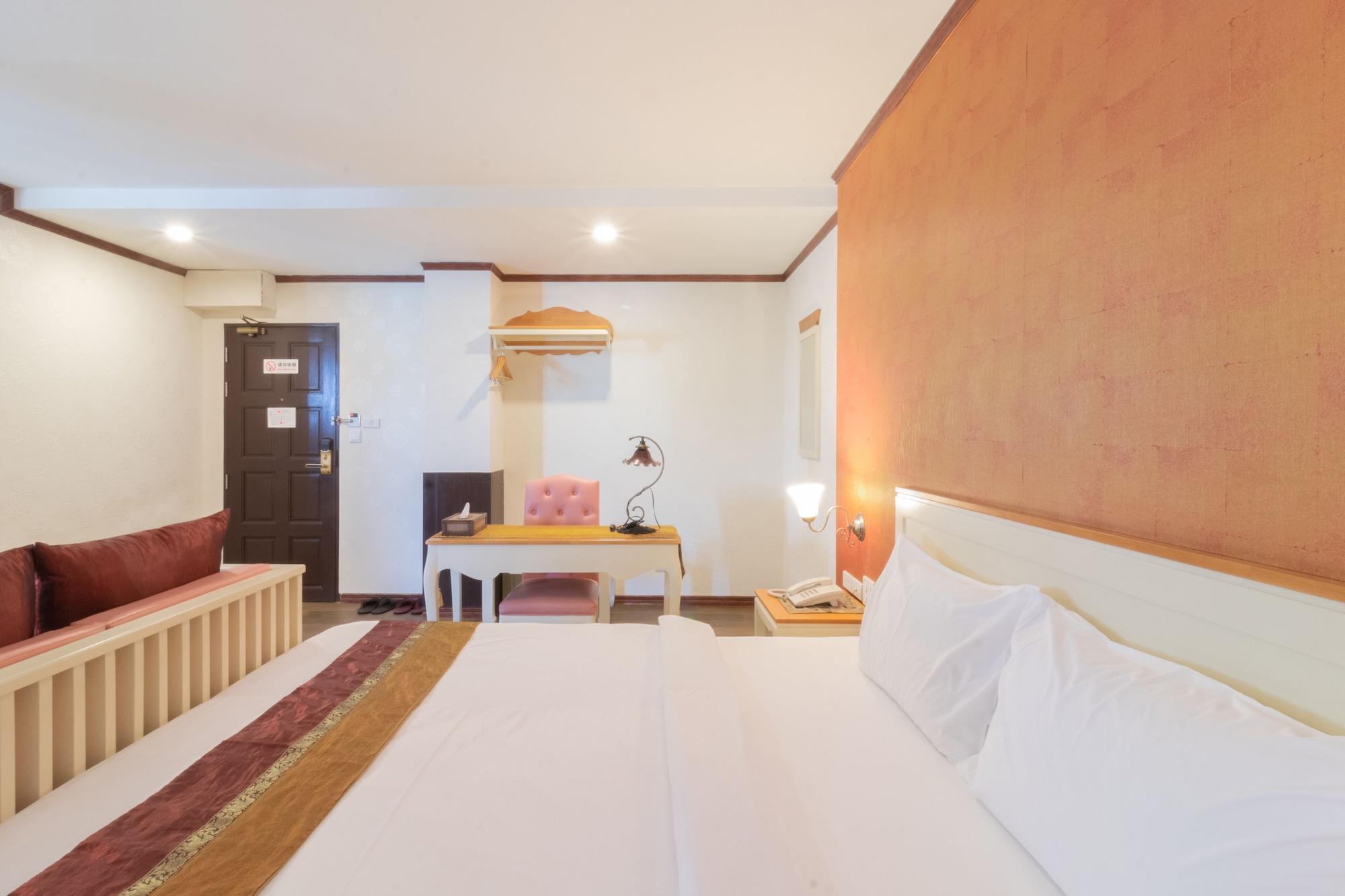 J&Y Hotel Latphrao 35 Бангкок Экстерьер фото